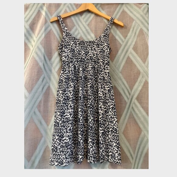 Stretchy Blue and White Spotted H&M Dress - Picture 3 of 5